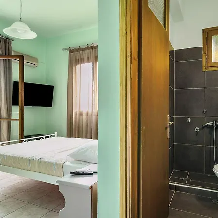 Old Boat Double 5 Nikiana